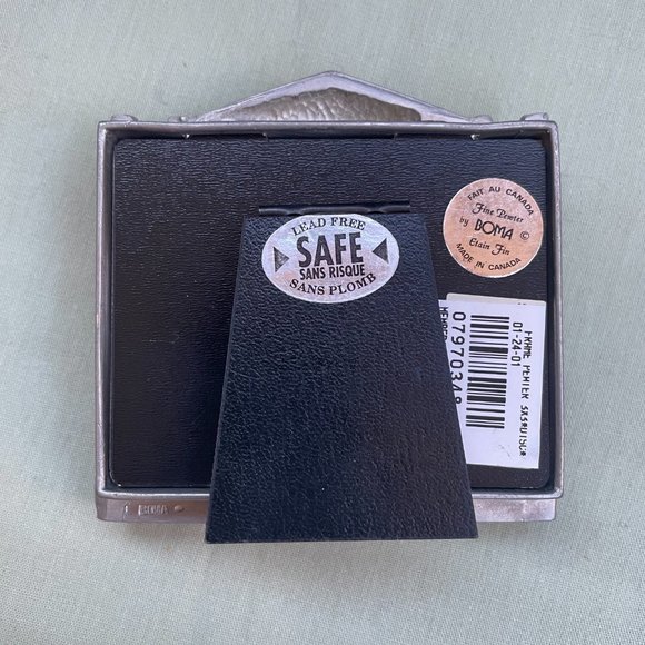 Pewter Totem Longhouse Picture Frame - made in Canada - Picture 4 of 6